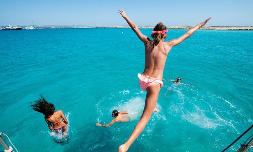 Image 14: Excursión privada en yate desde Ibiza