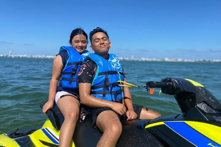 Jet Ski Miami : Experience the Ultimate Water Fun !