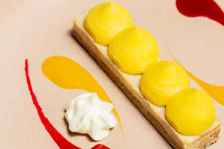 Dîner croisière sur la Seine avec Rooftop et chanteur live