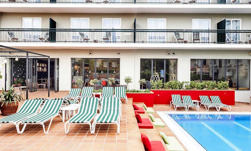 Image 1: ✈ COSTA BRAVA | Lloret de Mar - Aqua Hotel Bertran Park 4* - Piscin...
