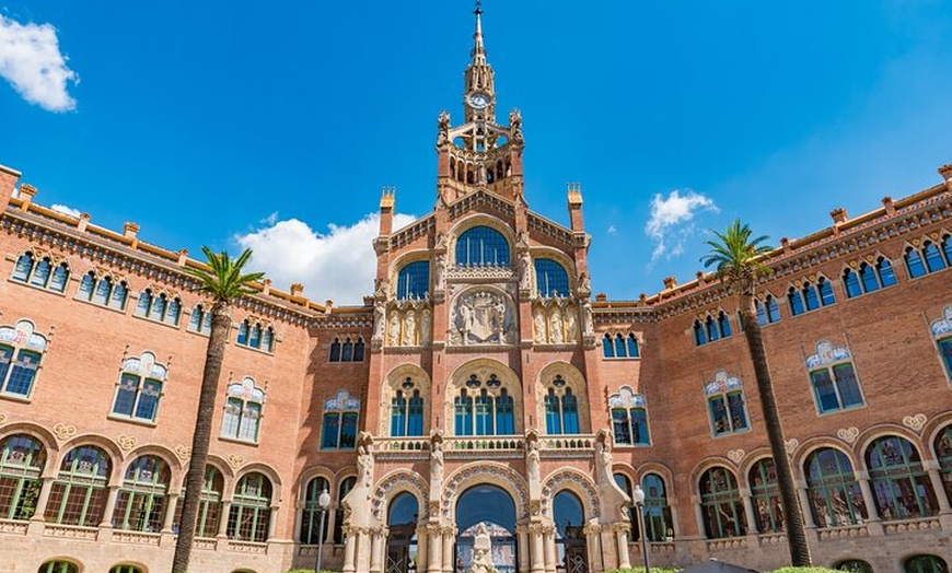 Image 2: Entrada Modernista Sant Pau
