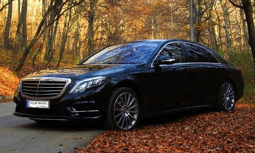 Image 8: Excursión privada de 8 horas a Santillana de Mar y Santander desde ...