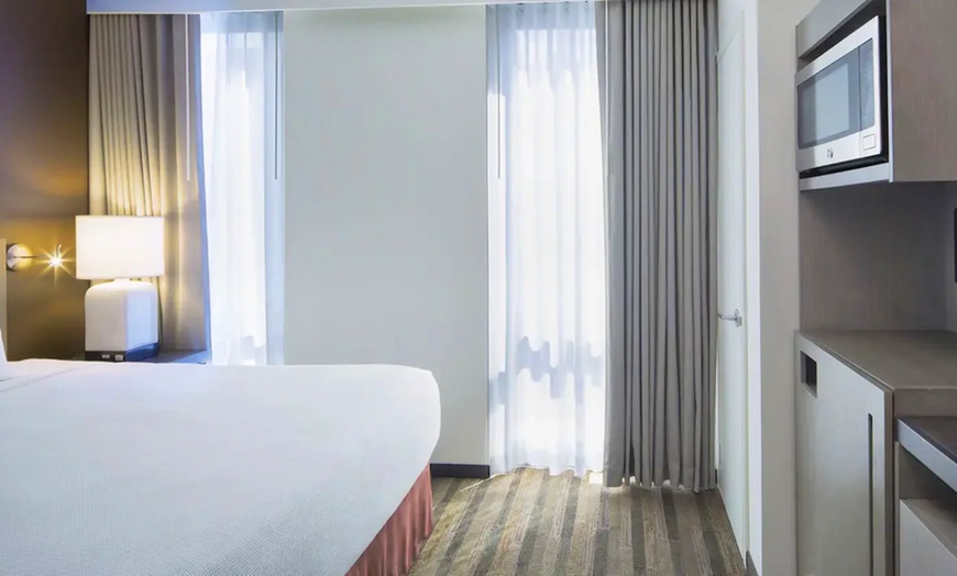 Image 14: ✈ ETATS-UNIS | New York City - Hyatt House New York/Chelsea 3* avec...
