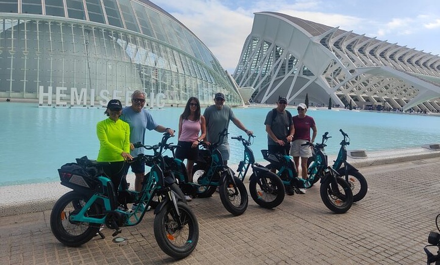 Image 18: Descubre Valencia en bici – tour en holandés