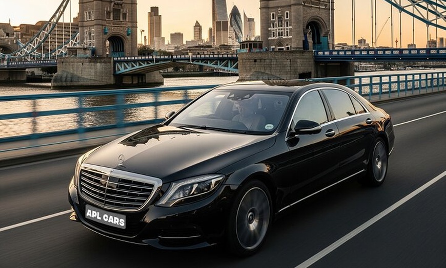 Image 7: Central London to Portsmouth Cruise Port Private Transfer