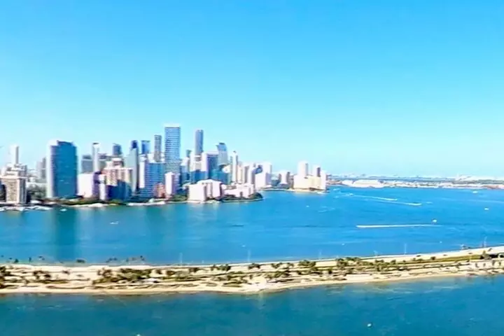 Miami Helicopter Tour: Best Sightseeing Adventure in Miami