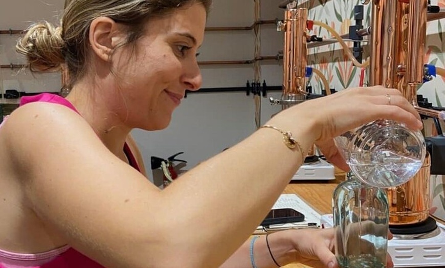 Image 8: Nice Visite de Distillerie et Dégustation de Spiritueux Locaux