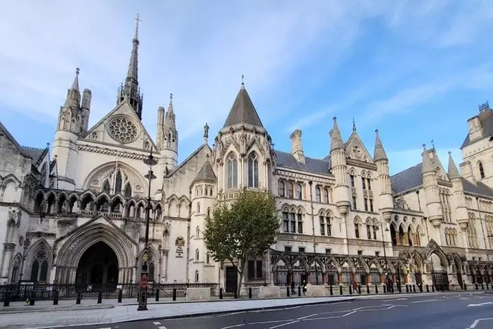 London St Paul's to Holborn - Landmarks, Tales & Taverns - Primary Image