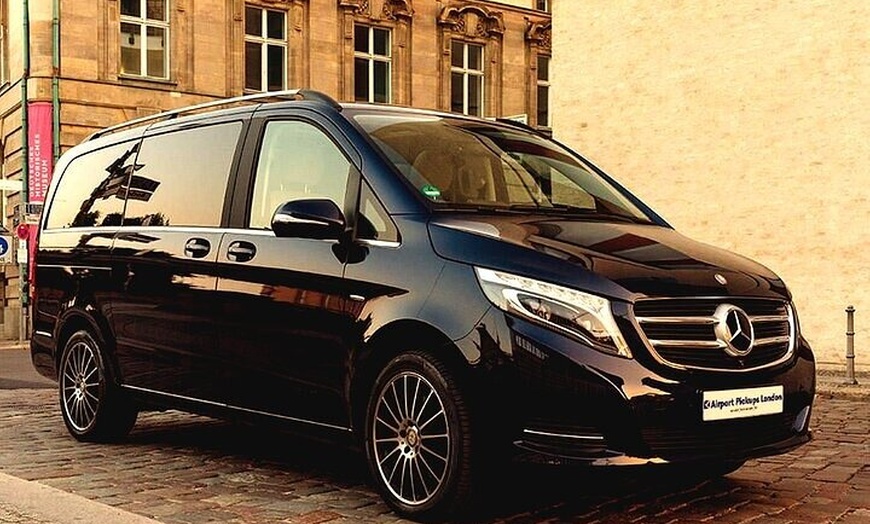 Image 2: Central London to Portsmouth Cruise Port Private Transfer