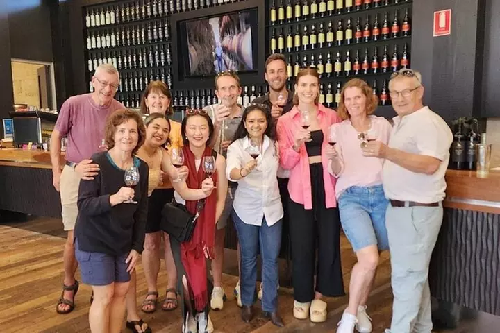 Barossa Premium Wine Tasting Tour & lunch Departs 7 days a week