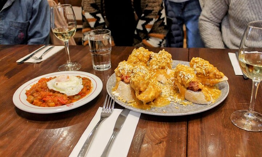 Image 6: Tour de tapas, vino e historia de Madrid