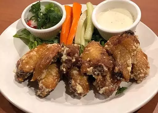 5% Cash Back at Bar Vero's Bar & Grill