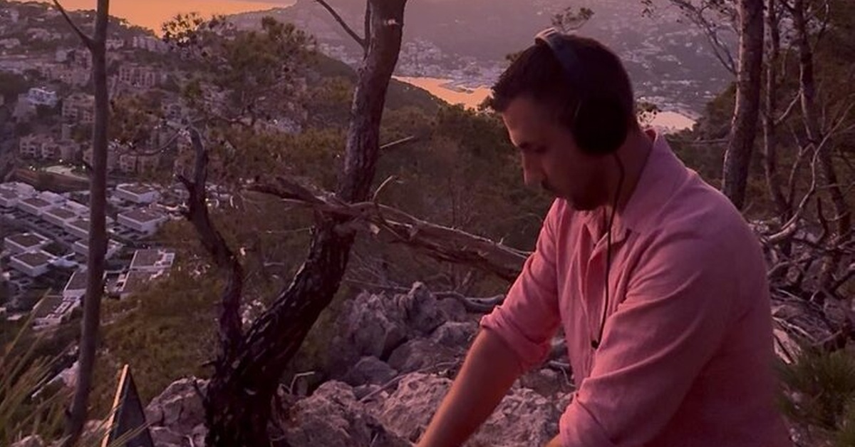 Experiencia de puesta de sol con DJ en vivo en Palma de Mallorca