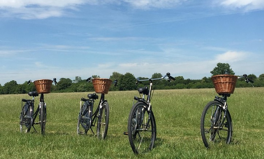 Image 2: Windsor and Thames Valley Bike Tour