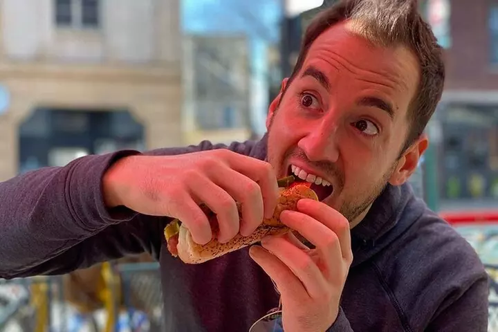 Chicago Favorites Ultimate Food and Walking Tour