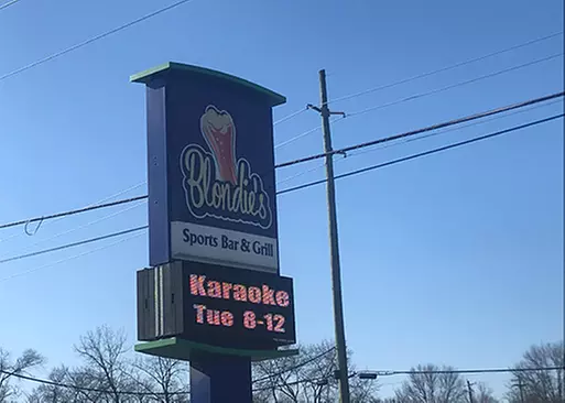 5% Cash Back at Blondie's Sports Bar & Grill