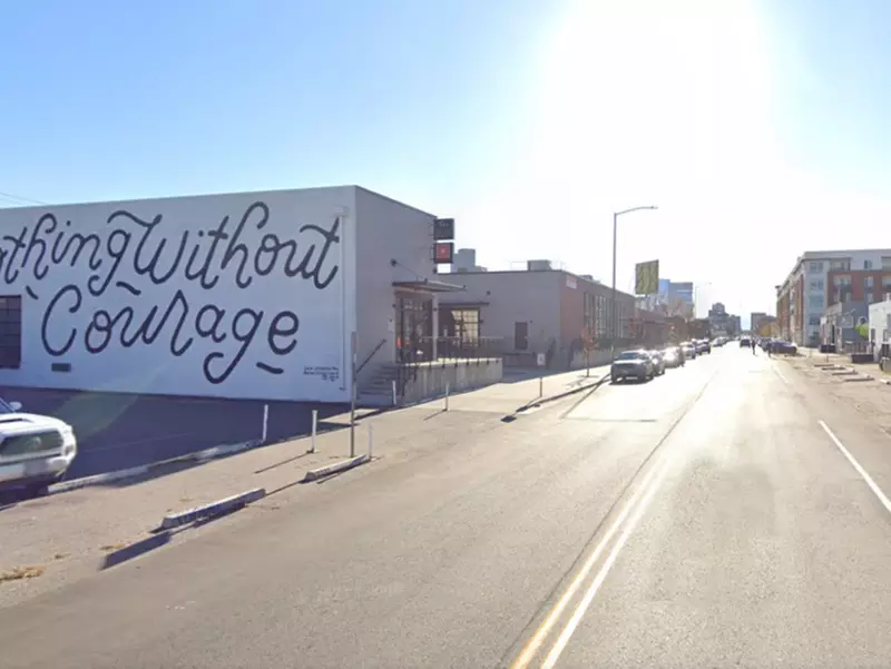 Parking at 2860 Walnut St. Lot