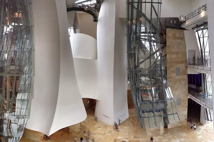 BILBAO ALL IRON BILBAO TOUR: Ciudad de México & Guggenheim