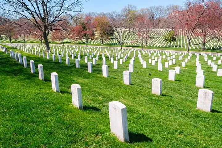 Arlington Cemetery with Changing of Guards & Tomb Unknown Soldier