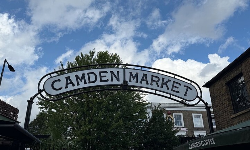 Image 3: Camden Town and Primrose Hill in Spanish