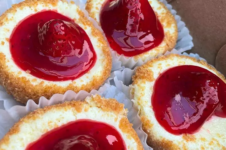 NYC: Chinatown & Little Italy Food Tour with 7 Flavorful Tastings