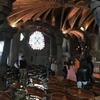 Image 3: ¡Nuevo! Visita guiada Cripta Gaudí Grupo pequeño + audioguía Colòni...