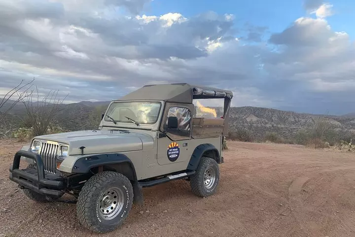 Sonoran Desert Jeep Tour at Sunset