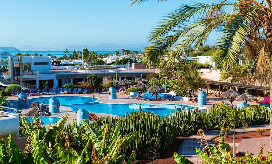 Image 11: ✈ LANZAROTE | Playa Blanca - HL Club Playa Blanca Hotel 4*