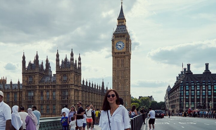 Image 2: Private Photoshoot with Professional Photographer in London