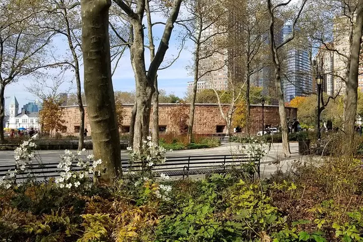 9/11 Memorial at World Trade Center and Financial District Walking ...