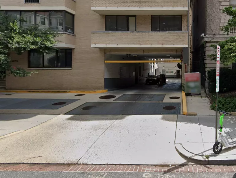 Parking at (DC122) The Palladium Garage