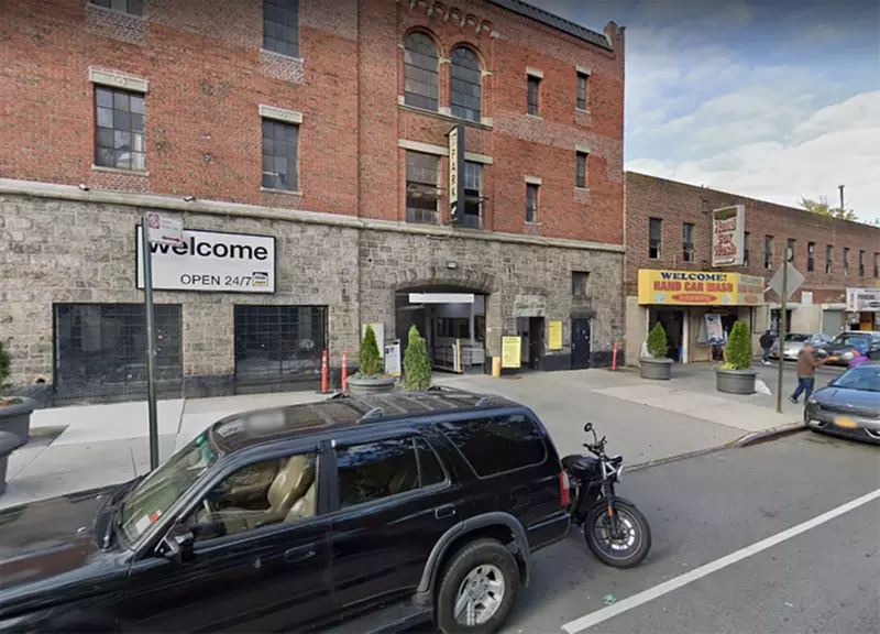 Parking at Edison ParkFast - 270 Dyckman St. Garage - Second Medium