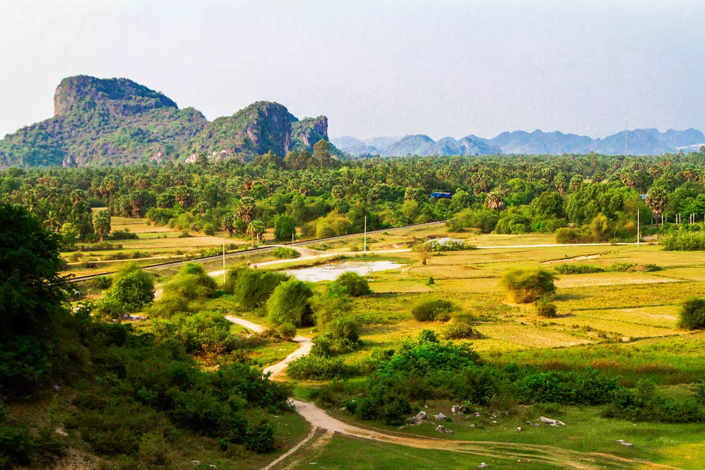 ✈ CAMBOGIA | Da Siem Reap a Phnom Penh - La Cambogia: tra patrimoni...