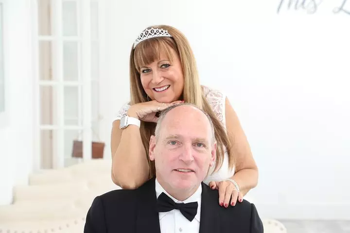 Quickie Las Vegas Wedding at Paradise Wedding Chapel