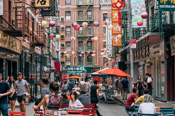 NYC: Chinatown & Little Italy Food Tour with 7 Flavorful Tastings