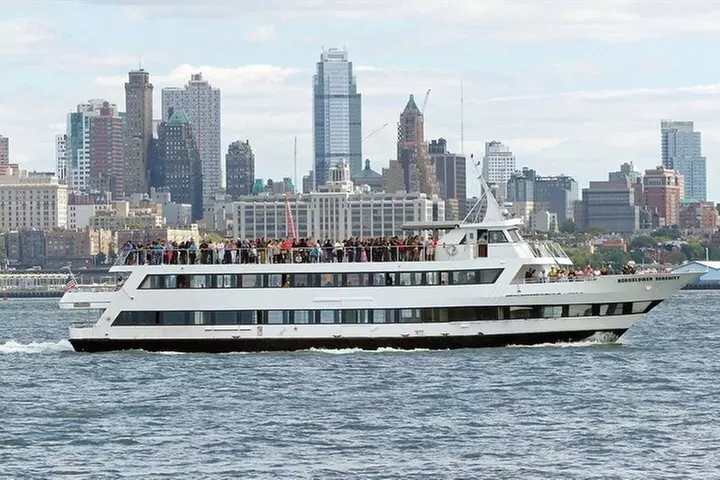 NYC: Serenity Yacht New Years Eve Party Cruise - Primary Image