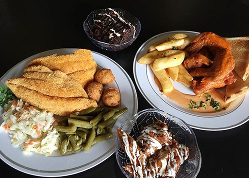 5% Cash Back at Wings Cafe Westport
