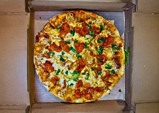 5% Cash Back at Flippin Pizza - Milton
