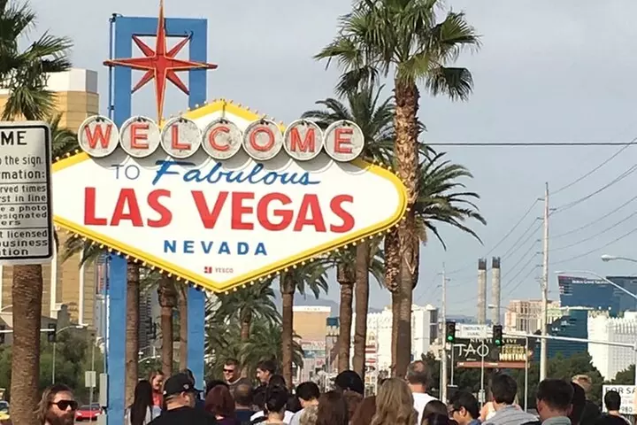 California Desert, Seven Magic Mountains and Las Vegas Sign