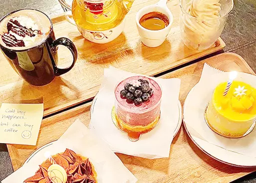 5% Cash Back at Chateau de Chantilly Cafe