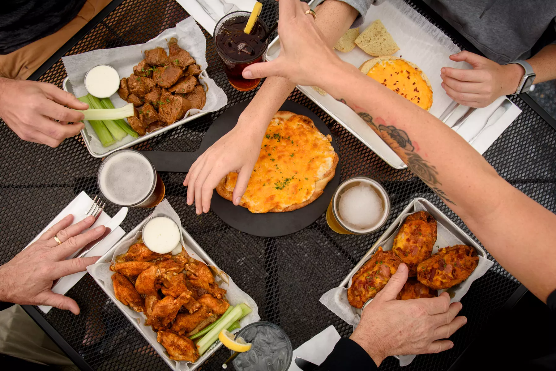 5% Cash Back at O'Loughlin's Restaurant