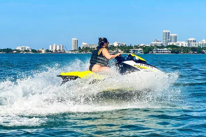 Miami: Jet Ski Tour of Biscayne Bay from Bayside Marketplace
