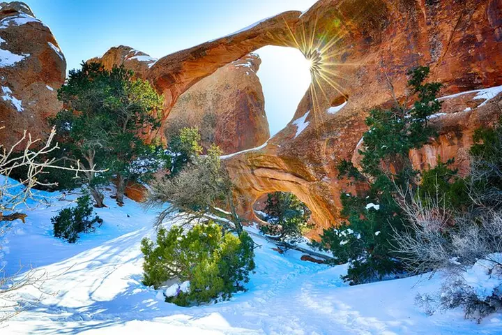 Arches National Park Self-Guided Driving Audio Tour