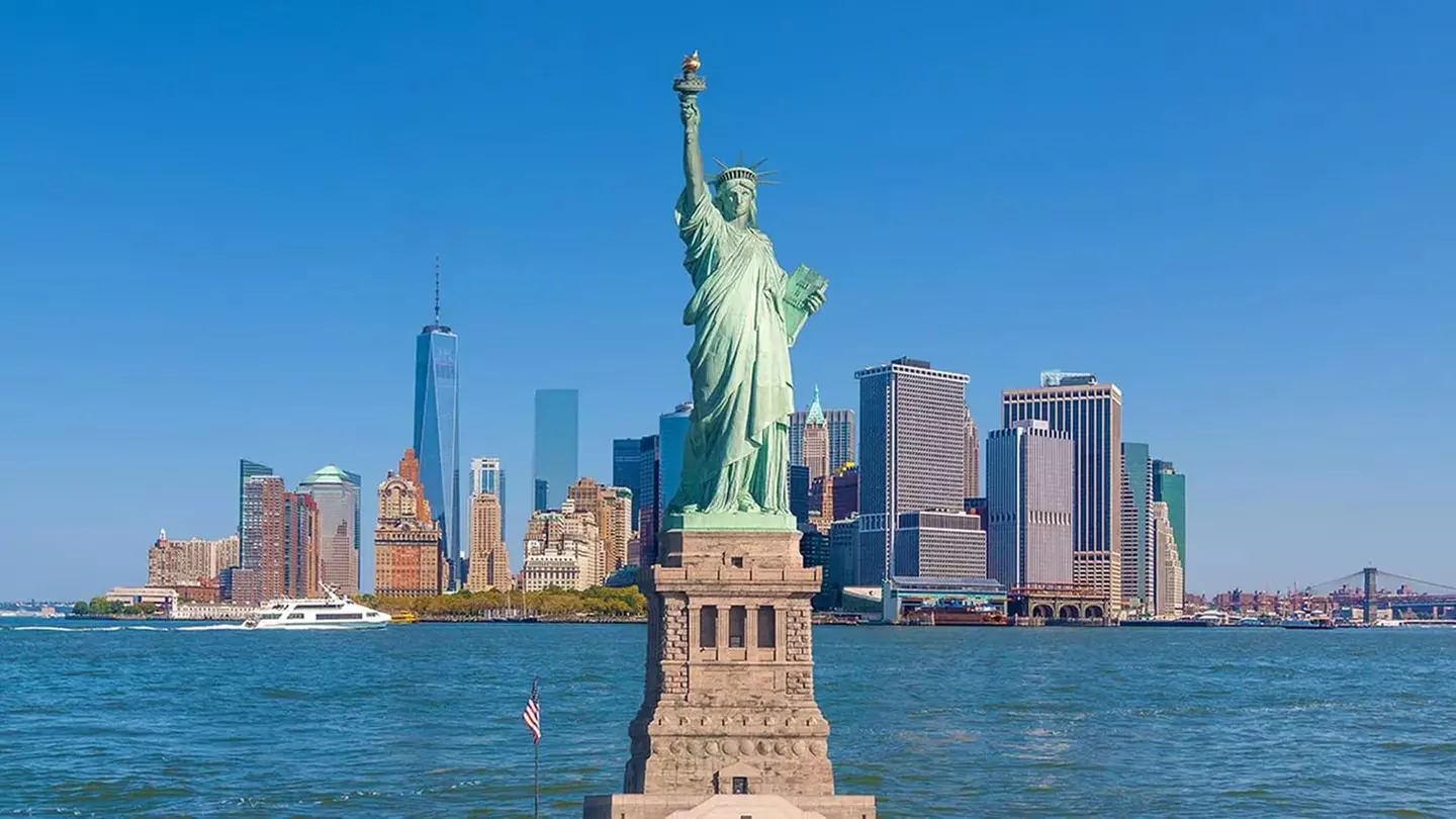 Statue of Liberty NYC Yacht Party Tour Day Trip - Saturday, Apr 27, 2024 / 6:30pm - Primary Image