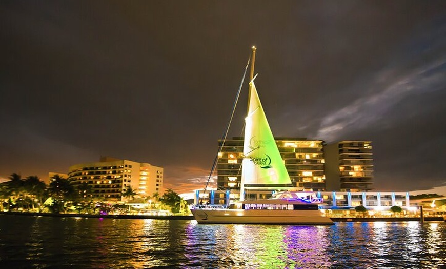 Image 11: Cairns Luxury Catamaran Harbor and Dinner Cruise