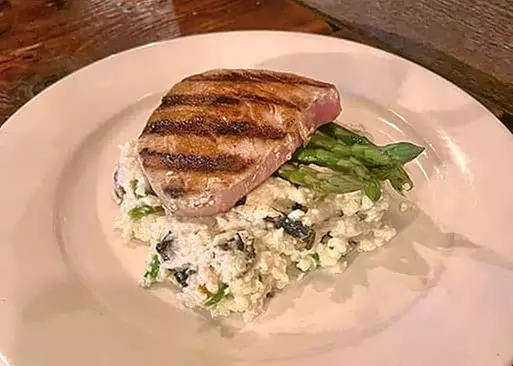 5% Cash Back at The Irish American