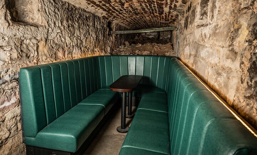Image 4: 90min Underground Whisky Tasting in Edinburgh's Old Town