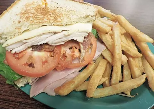 5% Cash Back at Ol Henry's