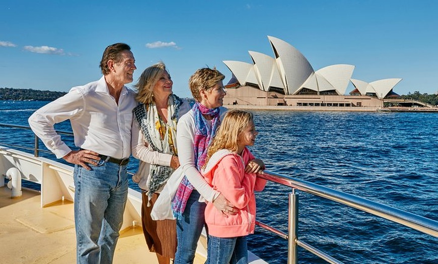 Image 9: Sydney Harbour Sightseeing Cruise Experience