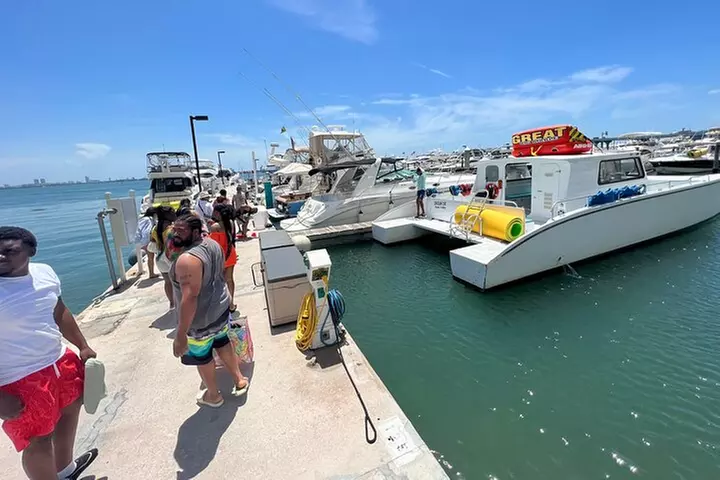 The Ultimate Water Experience in Miami with Drinks and Jet Skis